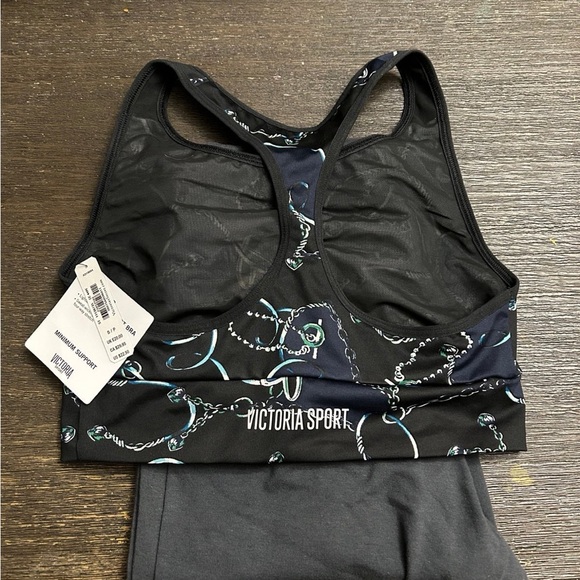 Victoria Sport Chain Print Sports/Workout Fit - Picture 2 of 4